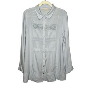 Soft Surroundings Blue Tunic length Button Up Shirt with Lace and Pintuck Size M